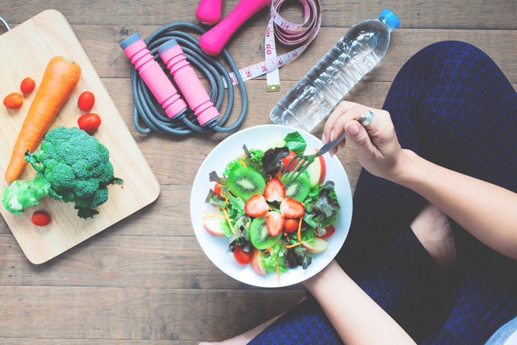 The role of Diet and Lifestyle in Apron belly treatment